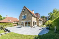 Villa in St-Idesbald Near Ster der Zee Beach
