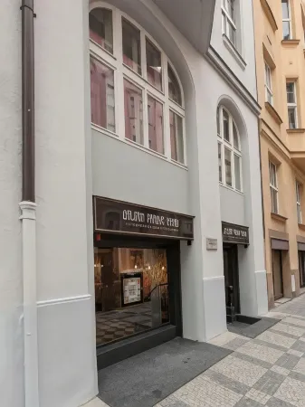 Golden Prague Rooms