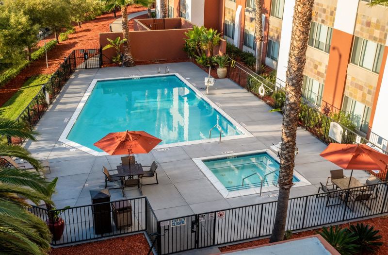 Holiday Inn Express & Suites Fremont - Milpitas Central by IHG photo 4