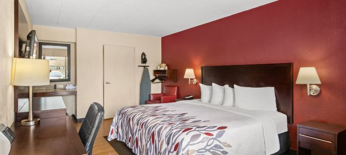 Red Roof Inn Lansing East - MSU Hotels in Ingham County