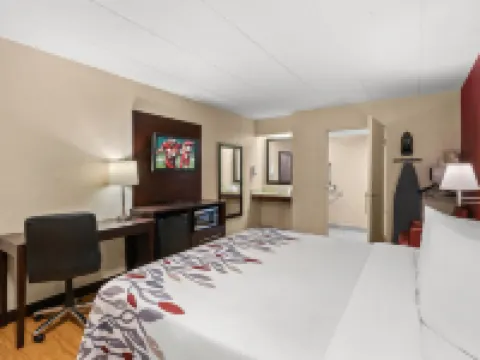 レッド ルーフ イン ランシング イースト - MSU ランシングのホテル