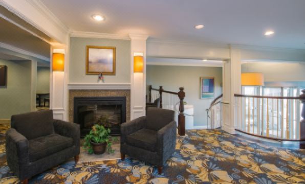 Holiday Inn Express & Suites MERRIMACK by IHG