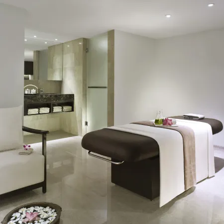 Vivanta Chennai IT Expressway OMR