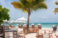 Diamonds Thudufushi Maldives Resort & SPA Hotels in Moofushi