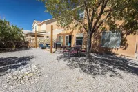 Spacious 3 bedroom 2.5  bath with 3 living areas