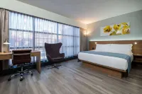 Wingate by Wyndham Long Island City - Beach