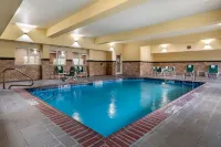 Comfort Suites - Pools