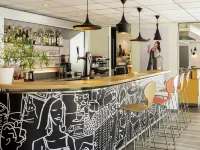 Ibis Marne-la-Vallée Émerainville Hotel di Pontault-Combault