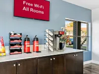 HomeTowne Studios by Red Roof San Antonio E - Frost Bank Center Hotels near Copernicus Park