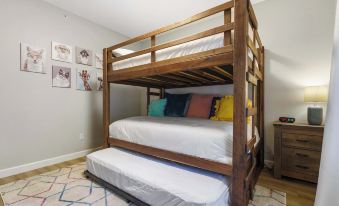 The Branson Experience - Balcony w/ Golf Views