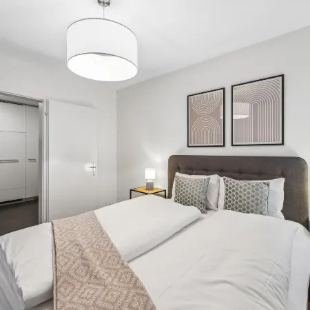 Modern 2 Bdr-flat top Location