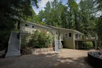 Rockwater Secret Cove Resort Hotels in Sunshine Coast Regional District