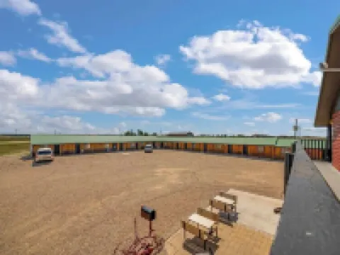 Badlands Hotel & Campground Hotels in Interior