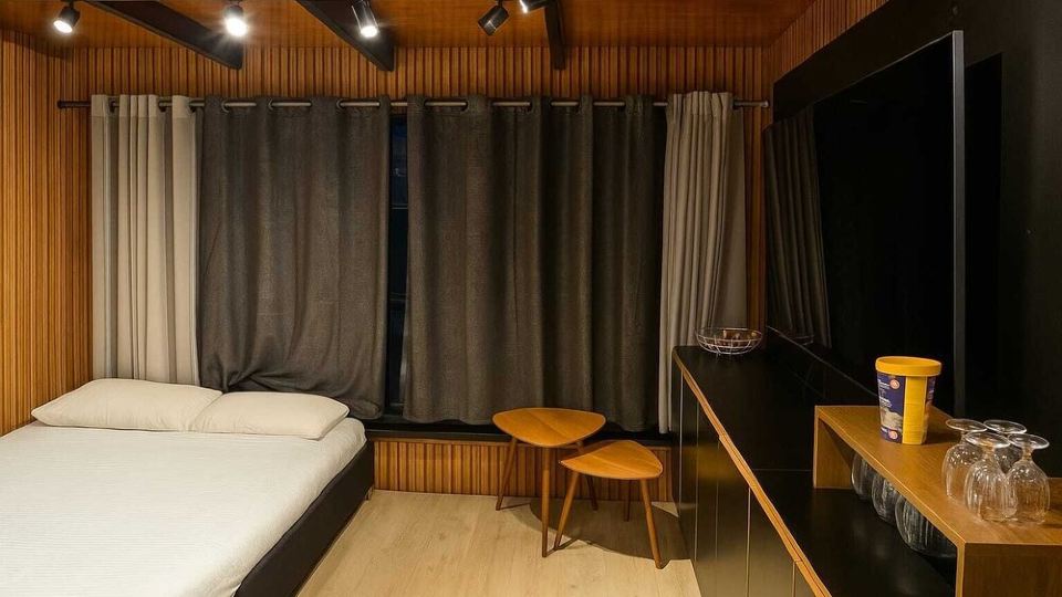 uxe suite two floors on the sea