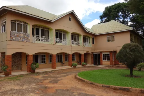 Jinja Safari Hotel