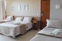 Pousada Xerxes Hotel in zona Praia Dos Anjos Rj Arraial Do Cabo Rj