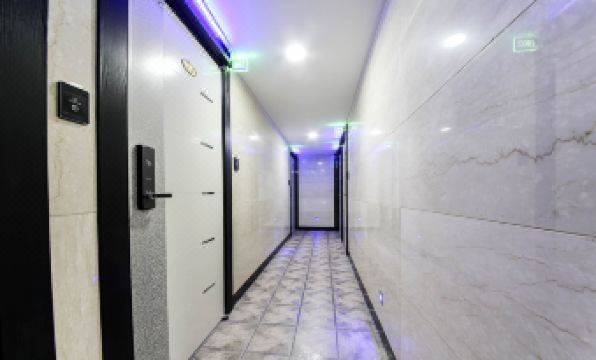 S Hotel