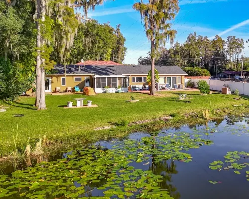 Luxurious Fishing Lake Paradise Close to Busch Garden/Moffitt Cancer Center/USF Hotels in Lutz