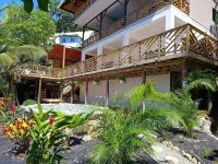 Brisas del Mar Bocas Hotels in Bastimento