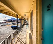Roadrunner Lodge Motel