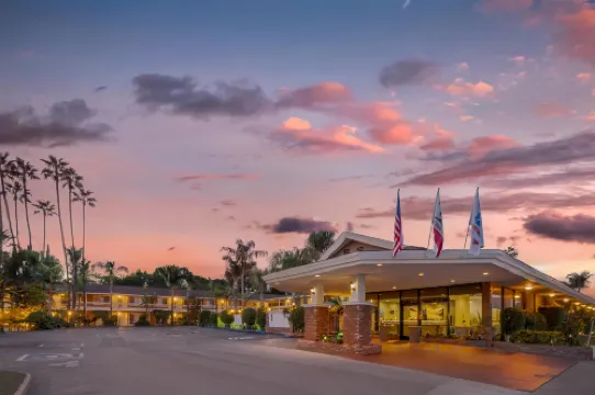 Best Western Plus Carriage Inn