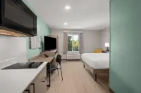 ECHO Suites Extended Stay by Wyndham Johnson City Medical CR