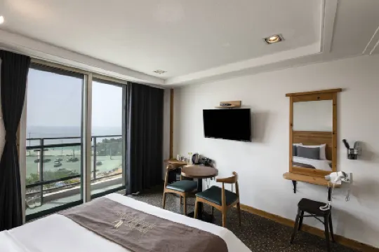 อินชอน แอร์พอร์ต โฮเต็ล โอเชี่ยนวิว