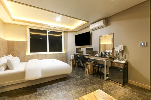 Gumi Indong Hotel Y.O - พร้อมWifi