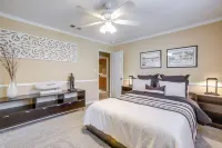 Palm Desert Escape w/ Patio & Shared Pool! - Condos
