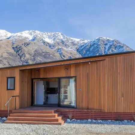 Queenstown Top 10 Holiday Park Отели рядом с достопримечательностью «Пивоварня Altitude Brewing»