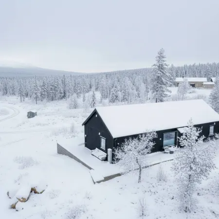 Winter cabin with Jacuzzi Отели в г. Трюсиль