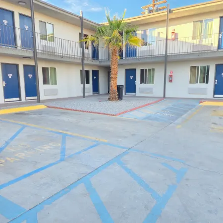 Motel 6 Blythe, CA - South