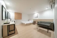 Wangsimni Regent Hotel - 2-Star