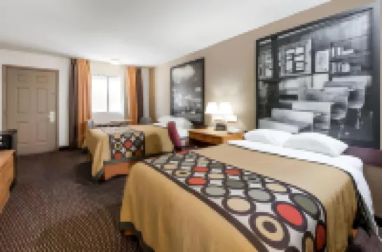 Red Lion Inn & Suites Junction City