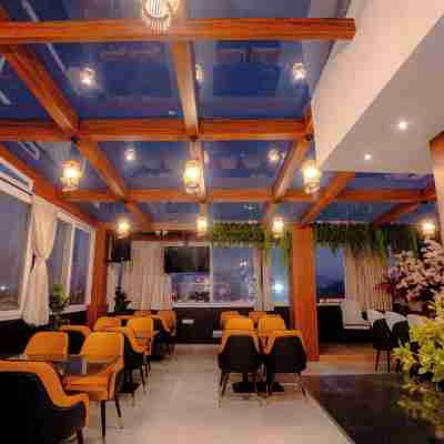 Hotel Orchid Imphal Dining/Meeting Rooms