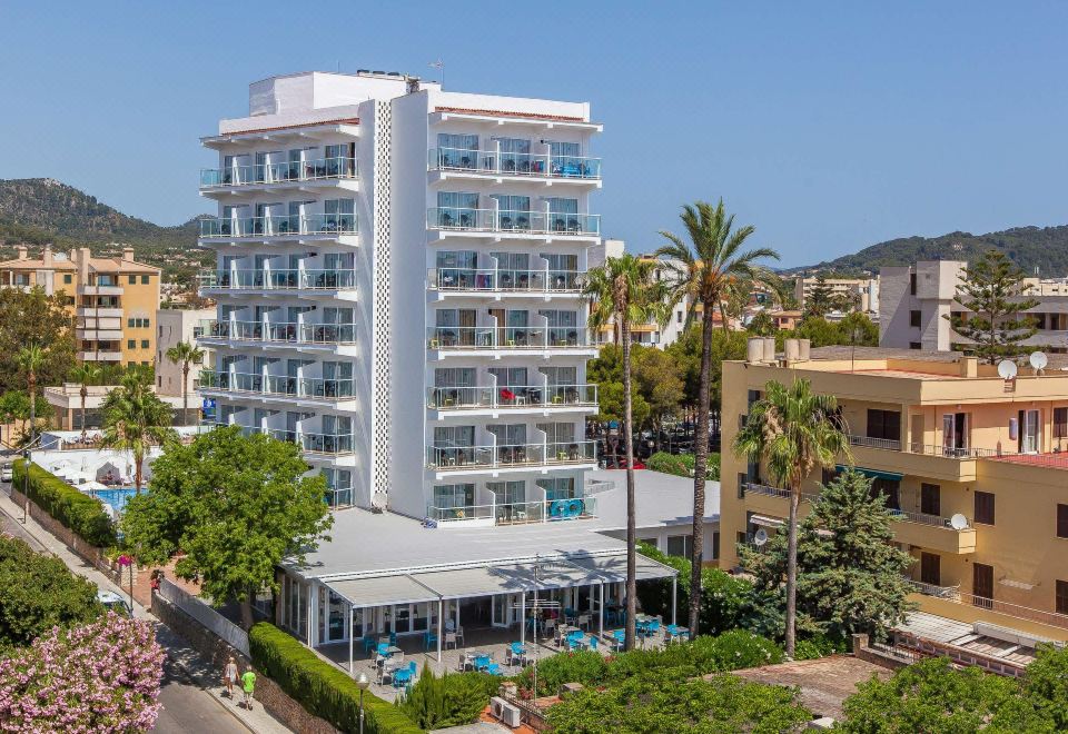 BLUESEA Cala Millor - Housity