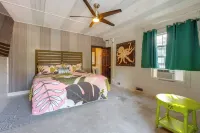 Waterfront Weeki Wachee Home w/ Dock & Game Room!