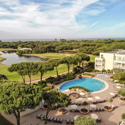 Kimpton Quinta da Marinha アバノ・ビーチ周辺のホテル