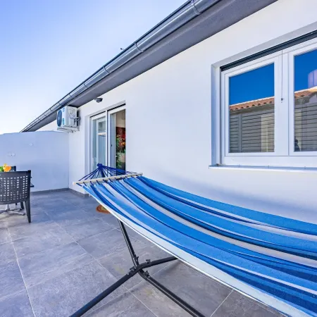Attractive apartment in Peroj with terrace