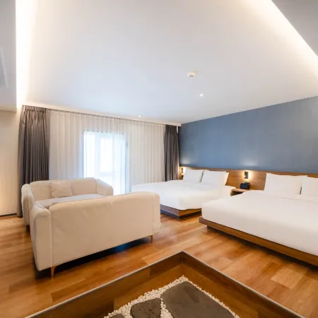 Custom Hotel