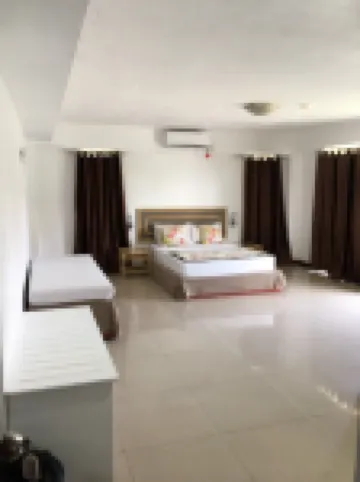 Elixir Hotel and Serviced Apartments