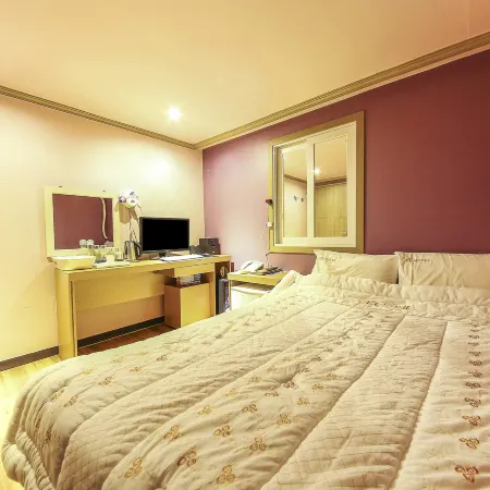 Bucheon O2 Motel Отели рядом с достопримечательностью «Парк Вонми в Пучхоне»