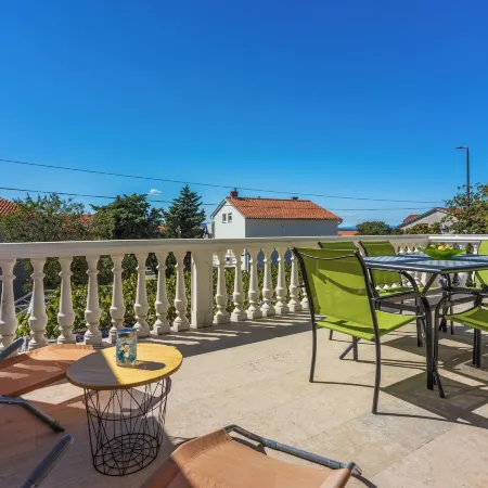 Apartments Pera