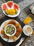 White Nyumba - breakfast