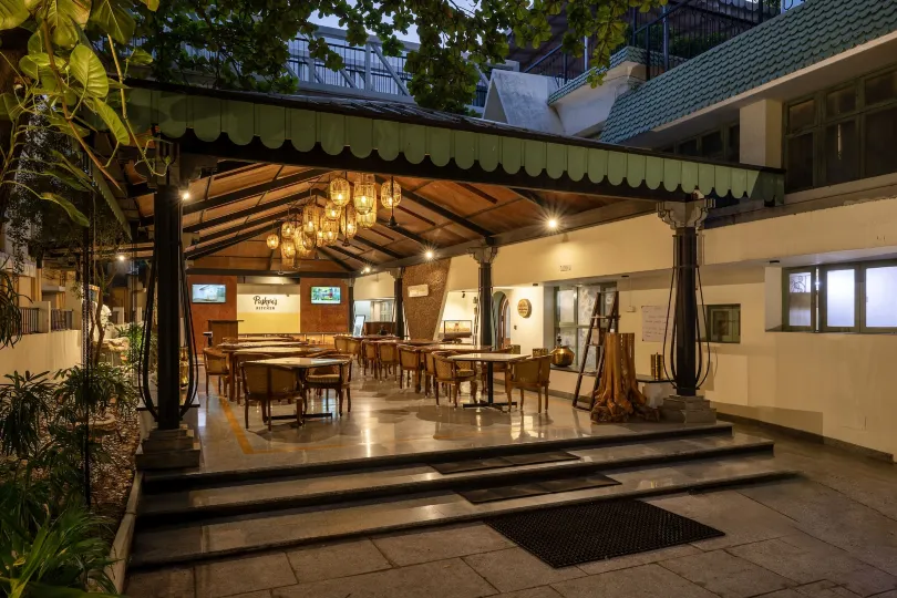 Hanu Reddy Residences Poes Garden