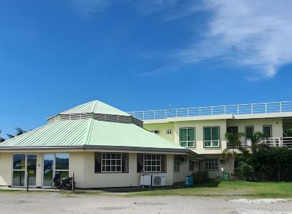 S-E Hotel and Residence