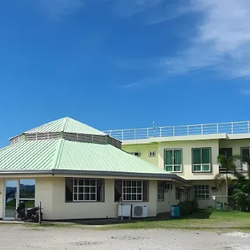 S-E Hotel and Residence