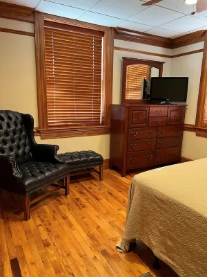 Historic Downtown New Bern Condo -2 Bedrooms