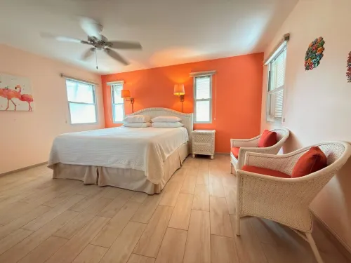 Oceanfront 2 b/r - Coral Gardens,  Grace Bay Beach!