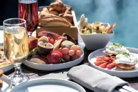 West East Suites - breakfast